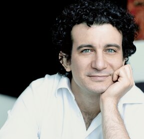 Altinoglu Alain © Marco Borggreve | © © Marco Borggreve Altinoglu Alain © Marco Borggreve | © © Marco Borggreve