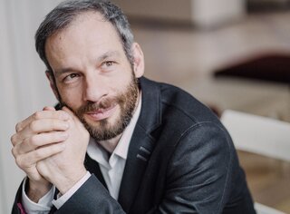 Dima Slobodeniouk | © Marco Borggreve