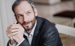 Dima Slobodeniouk | © Marco Borggreve