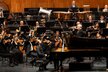 Mozarteumorchester Salzburg, Hans Graf (Dirigent), Herbert Schuch (Klavier) | © SKV/Andreas Kolarik